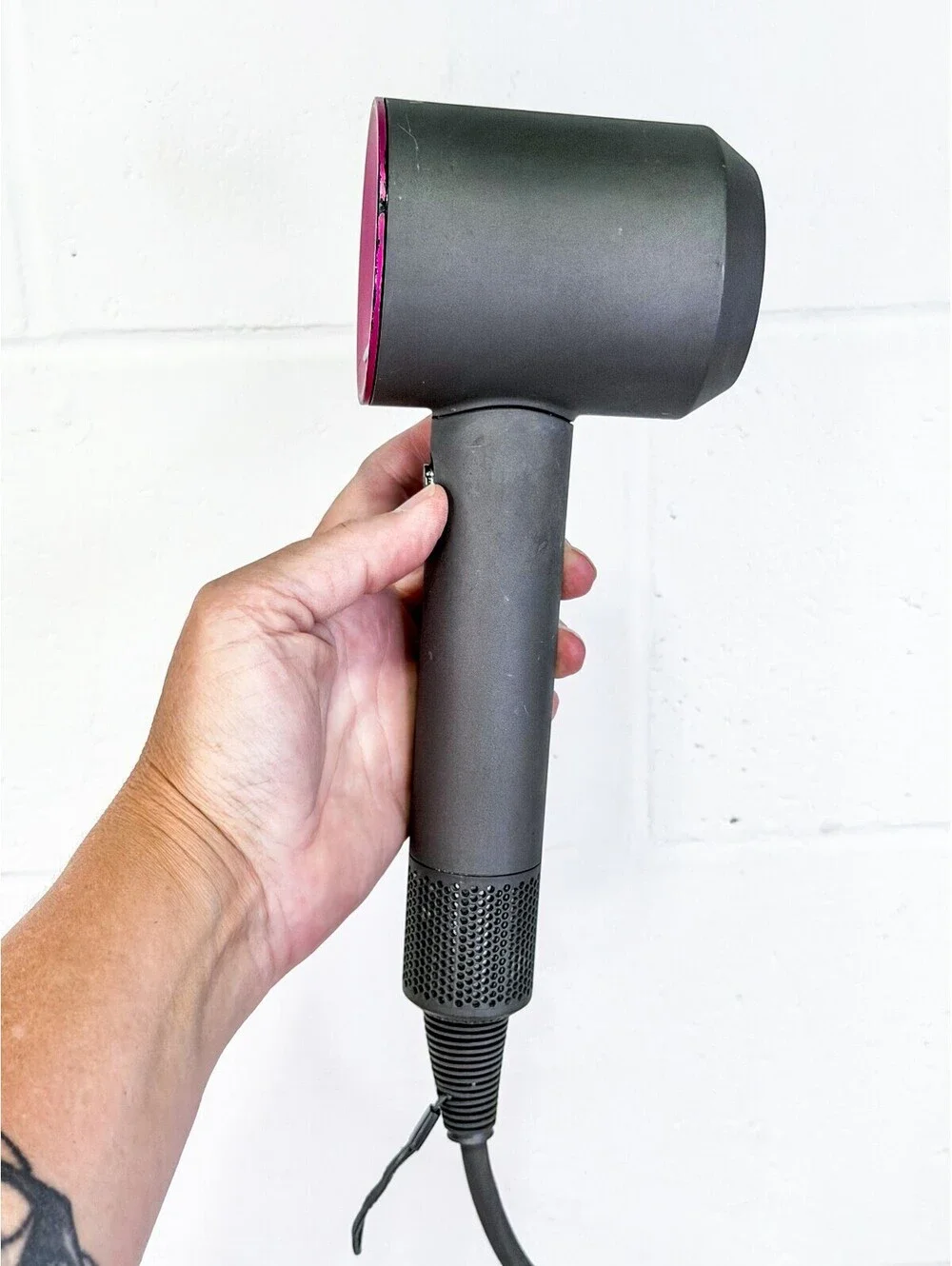 Dyson Supersonic Hair Dryer HD01 Gray and Pink with Styling Flyaway Attachment